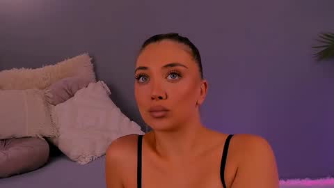 Snapshot of jessiellle chatting on September 2025 02:22:02 PM jessiellle online show from September 2025 02:22:02 PM