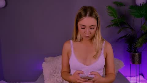 Snapshot of jessiellle chatting on October 2025 07:07:02 AM jessiellle online show from October 2025 07:07:02 AM