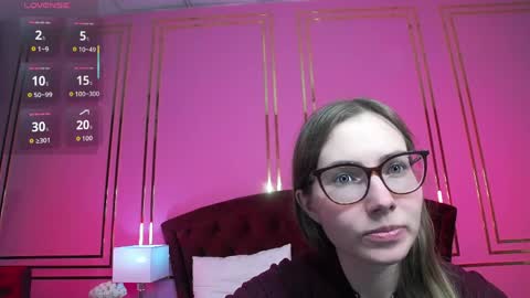 JessieStarrr online show from April 2026 05:33:01 PM