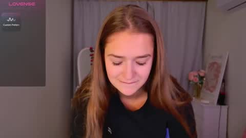 Snapshot of jessiestarz chatting on February 2026 02:07:02 PM Jessi online show from February 2026 02:07:02 PM