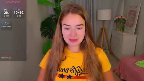 Snapshot of jessiestarz chatting on July 2026 03:16:02 PM Jessi online show from July 2026 03:16:02 PM