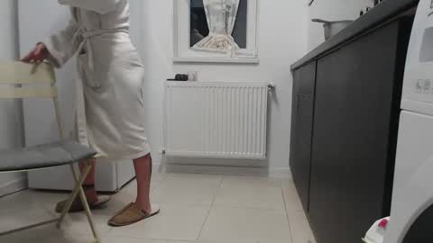 jessieryan online show from November 2025 05:21:01 AM