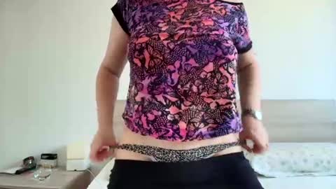 jessika97 online show from June 2026 06:11:02 AM