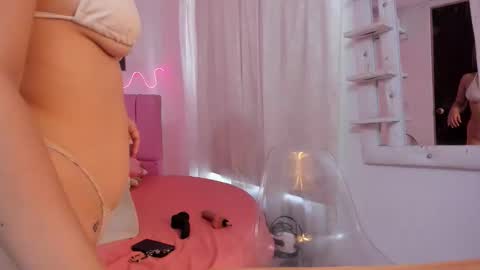 Snapshot of jessika_horny01 chatting on February 2026 09:33:02 PM jessica online show from February 2026 09:33:02 PM