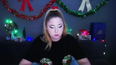 Jess online show from December 2025 07:37:01 AM