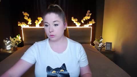 Jess online show from March 2026 07:44:01 AM