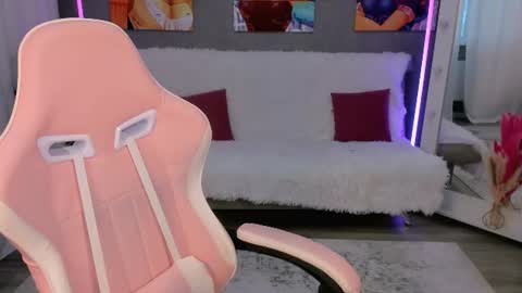 JesssWalker online show from June 2026 01:19:02 PM