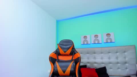 Jessy Mateus online show from January 2025 12:05:02 PM