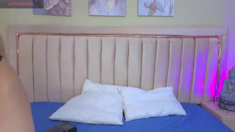 Jessy Mateus online show from September 2025 12:05:01 PM