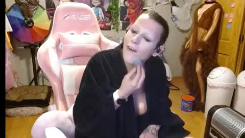 Snapshot of jessyboi0504 chatting on February 2025 11:10:01 AM seductress Cyber Succubus online show from February 2025 11:10:01 AM