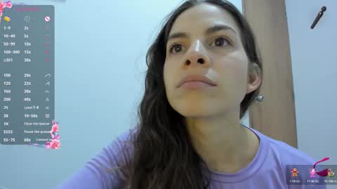 Snapshot of jessye_golden chatting on November 2025 12:52:02 AM jessye_golden online show from November 2025 12:52:02 AM