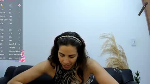 jessye_golden online show from May 2026 02:03:02 PM