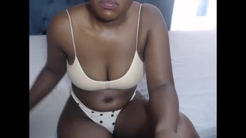 jessyhoneyx online show from February 2026 10:43:01 AM