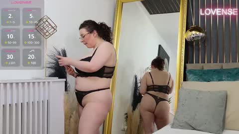 Francesca online show from February 2025 12:40:01 PM