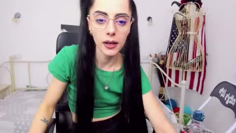 Snapshot of jessystarrr chatting on January 2025 10:02:01 PM Jessy online show from January 2025 10:02:01 PM