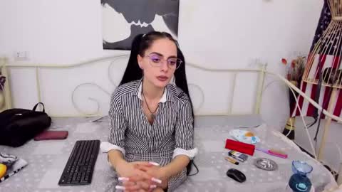 Snapshot of jessystarrr chatting on February 2025 07:45:02 PM Jessy online show from February 2025 07:45:02 PM