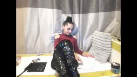 Jessy online show from October 2025 06:25:02 PM