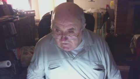 guy online show from December 2024 03:55:02 PM