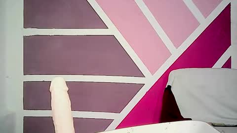 Snapshot of jet_clomet21 chatting on November 2025 01:12:02 PM Ale online show from November 2025 01:12:02 PM