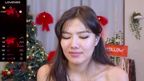 Hi all. My name is Naomi and Im glad to see you in my room  online show from December 2024 07:09:02 PM