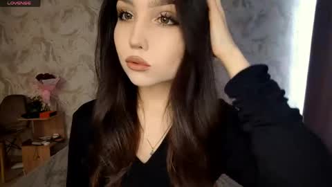 I am Gina ntmu Lets hit 10 Thumbs Up together online show from May 2026 06:52:01 AM