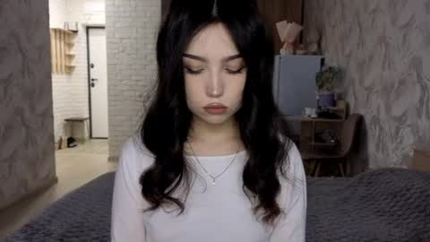 I am Gina ntmu Lets hit 10 Thumbs Up together online show from June 2026 09:14:01 AM