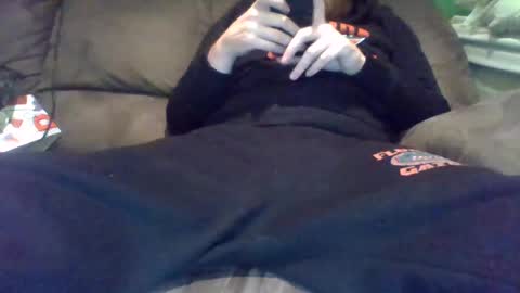 Snapshot of jetthedog14 chatting on February 2025 05:04:01 AM jetthedog14 online show from February 2025 05:04:01 AM