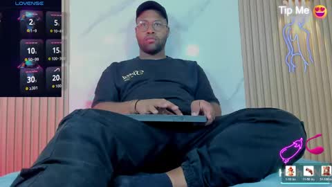 jeus_stanley online show from April 2026 04:52:02 AM