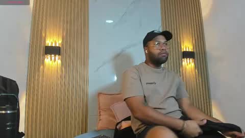 jeus_stanley online show from May 2026 04:08:02 AM