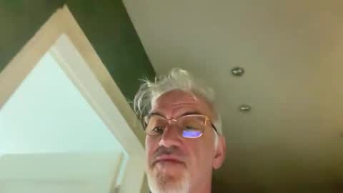 jewlronny online show from May 2026 07:04:01 AM