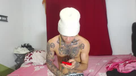 Snapshot of jeykob_23 chatting on January 2025 12:12:01 AM JEYKOB online show from January 2025 12:12:01 AM