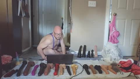 Snapshot of jghosty69 chatting on January 2025 07:42:01 PM Nasty Cumslut online show from January 2025 07:42:01 PM