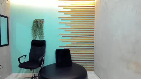 Snapshot of jharol_cardona chatting on December 2024 01:36:02 AM Jharol online show from December 2024 01:36:02 AM