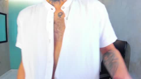 Snapshot of jharol_cardona chatting on January 2025 01:21:02 AM Jharol online show from January 2025 01:21:02 AM