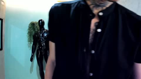 Snapshot of jharol_cardona chatting on January 2025 01:42:02 AM Jharol online show from January 2025 01:42:02 AM