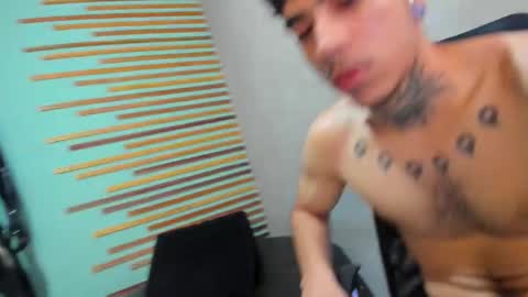 Snapshot of jharol_cardona chatting on March 2025 04:27:02 AM Jharol online show from March 2025 04:27:02 AM