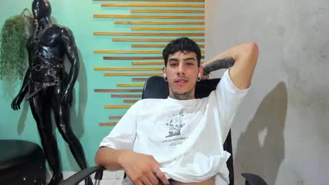 Snapshot of jharol_cardona chatting on March 2025 07:09:02 PM Jharol online show from March 2025 07:09:02 PM