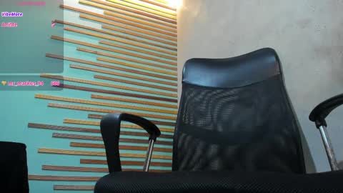 Snapshot of jharol_cardona chatting on March 2025 04:30:02 AM Jharol online show from March 2025 04:30:02 AM