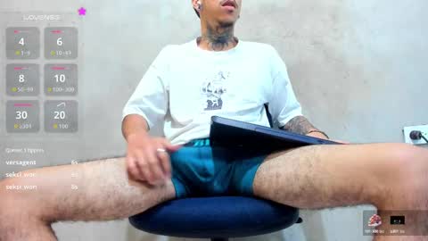 Snapshot of jharol_cardona chatting on September 2025 01:49:01 AM Jharol online show from September 2025 01:49:01 AM