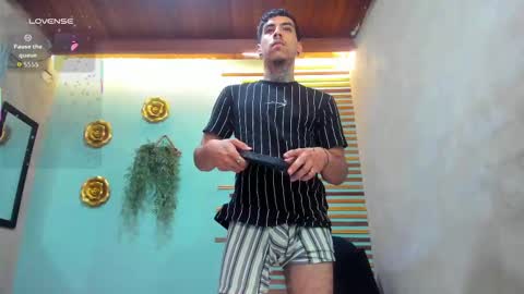 Snapshot of jharol_cardona chatting on September 2025 01:20:02 AM Jharol online show from September 2025 01:20:02 AM