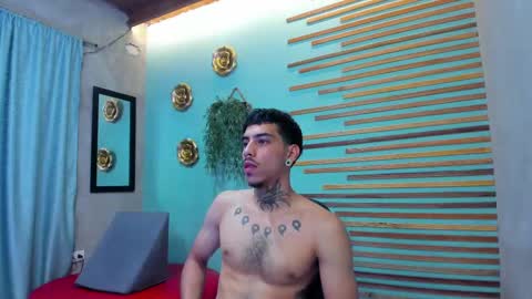 Snapshot of jharol_cardona chatting on October 2025 01:17:02 AM Jharol online show from October 2025 01:17:02 AM