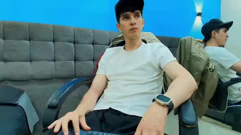Jheampiero online show from May 2026 07:00:02 PM