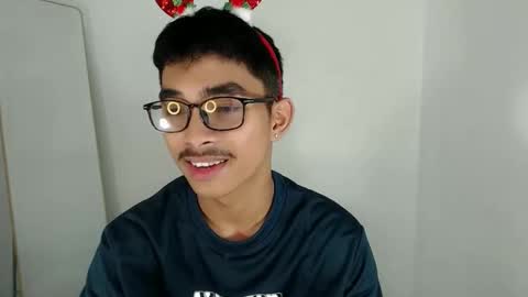 Johnny  online show from December 2025 07:39:02 AM