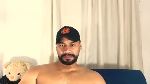 Snapshot of jho173027 chatting on February 2026 08:35:01 PM En moreno online show from February 2026 08:35:01 PM