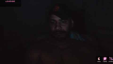 Snapshot of jho173027 chatting on March 2026 07:57:02 AM En moreno online show from March 2026 07:57:02 AM