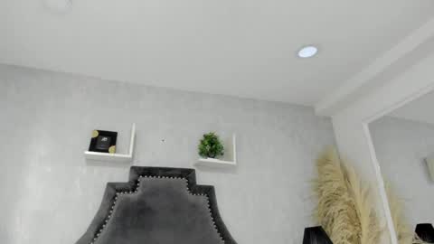 jhoanleandro online show from April 2026 09:41:02 PM