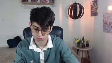 Jhoel online show from January 2025 12:32:02 PM