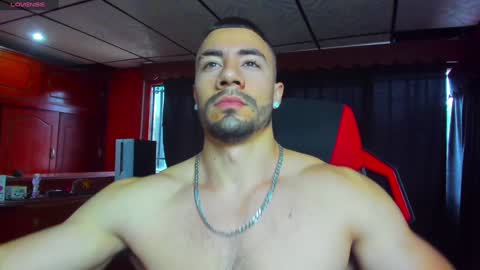 Snapshot of jhojanstrong_ chatting on December 2024 09:59:02 PM Jhojan Strong online show from December 2024 09:59:02 PM