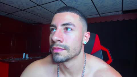 Snapshot of jhojanstrong_ chatting on December 2024 12:00:02 AM Jhojan Strong online show from December 2024 12:00:02 AM