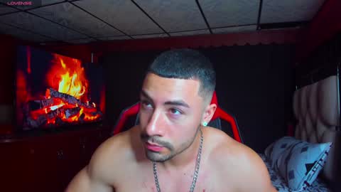 Snapshot of jhojanstrong_ chatting on January 2025 12:00:01 AM Jhojan Strong online show from January 2025 12:00:01 AM